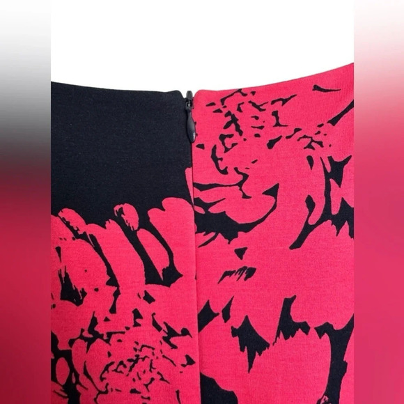 Trina Turk Beckell Floral-Print Dress - Picture 8 of 9